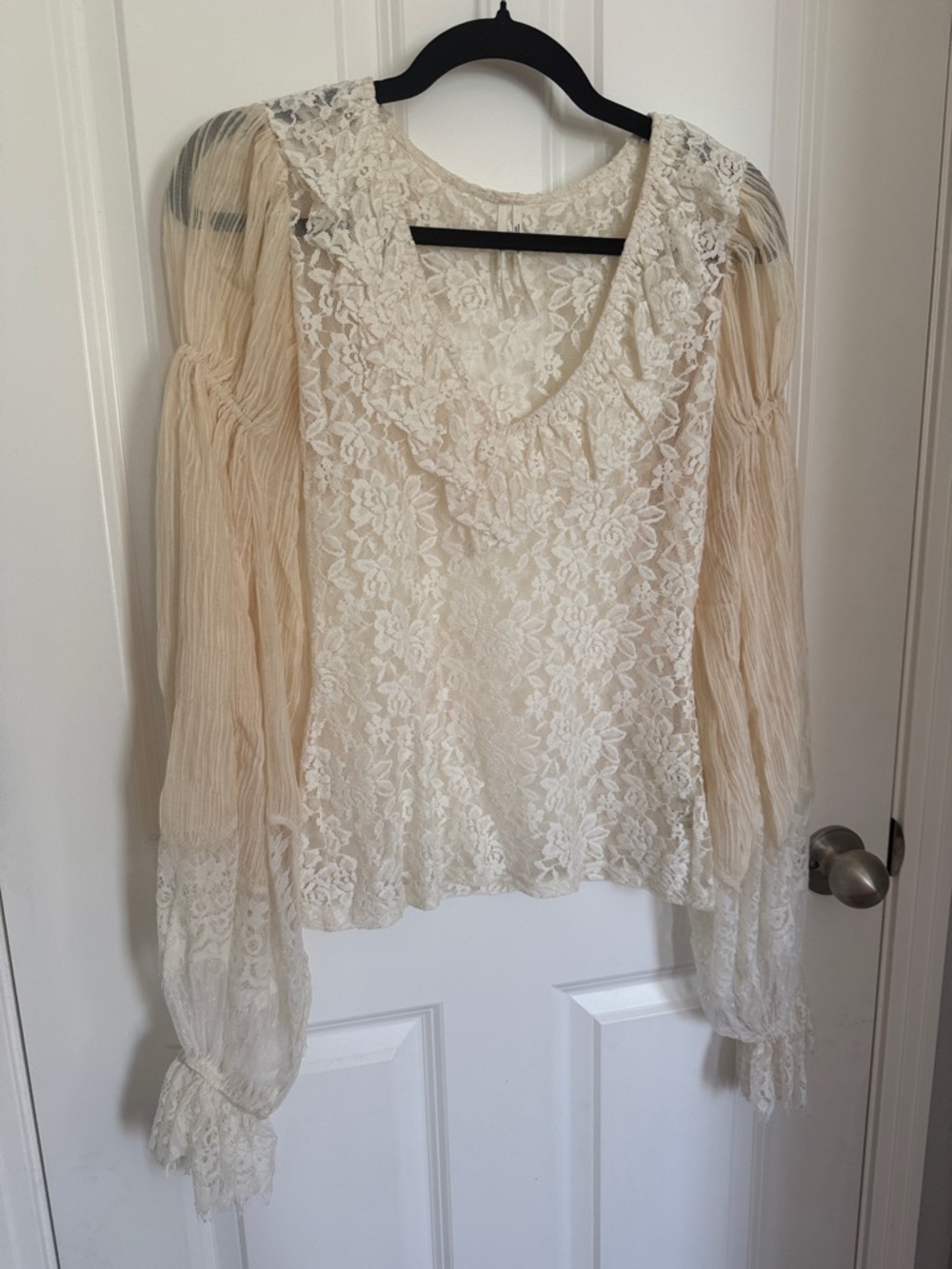 Anthropologie Cream Lace V-Neck Blouse with Pleated Sheer Sleeves